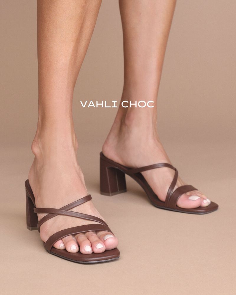 BEST OF SALE 🔥 Famous Footwear Australia