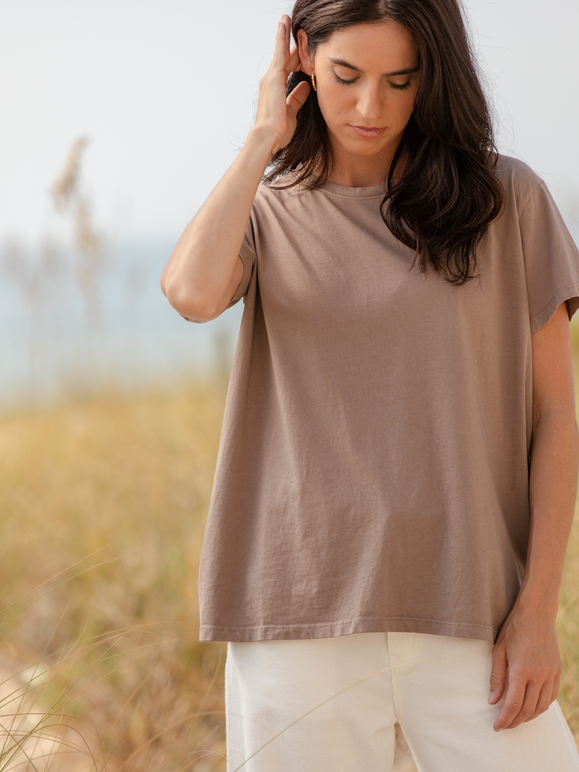The Easy Tee, Sandhill Taupe