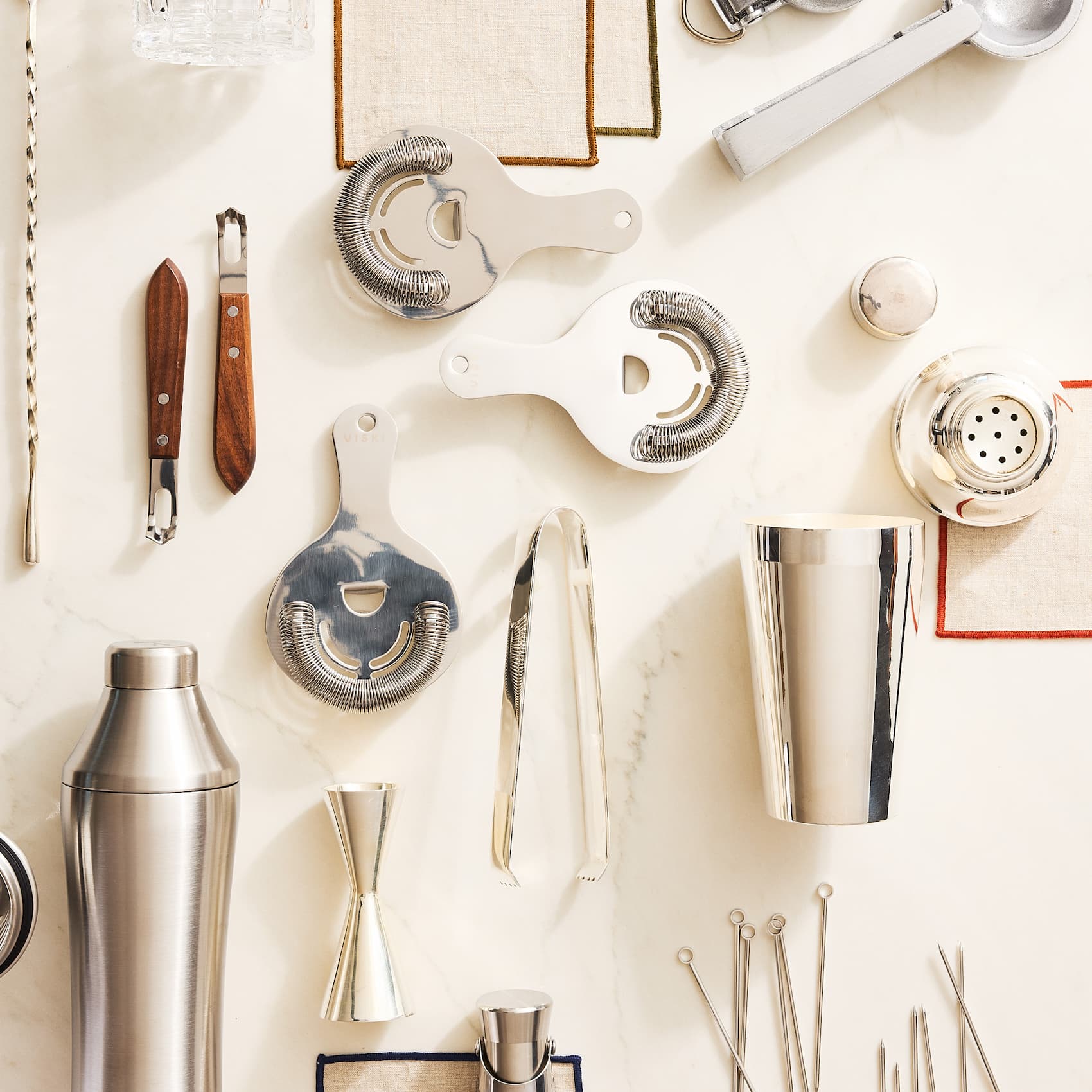 Drinkware & Bar