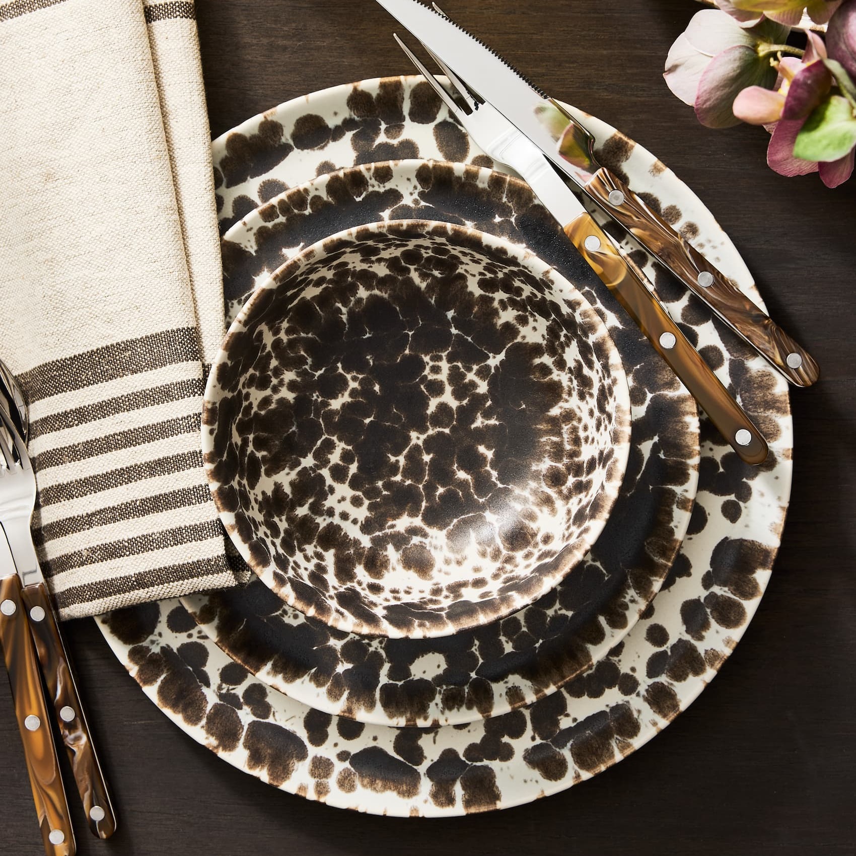 TABLEWARE