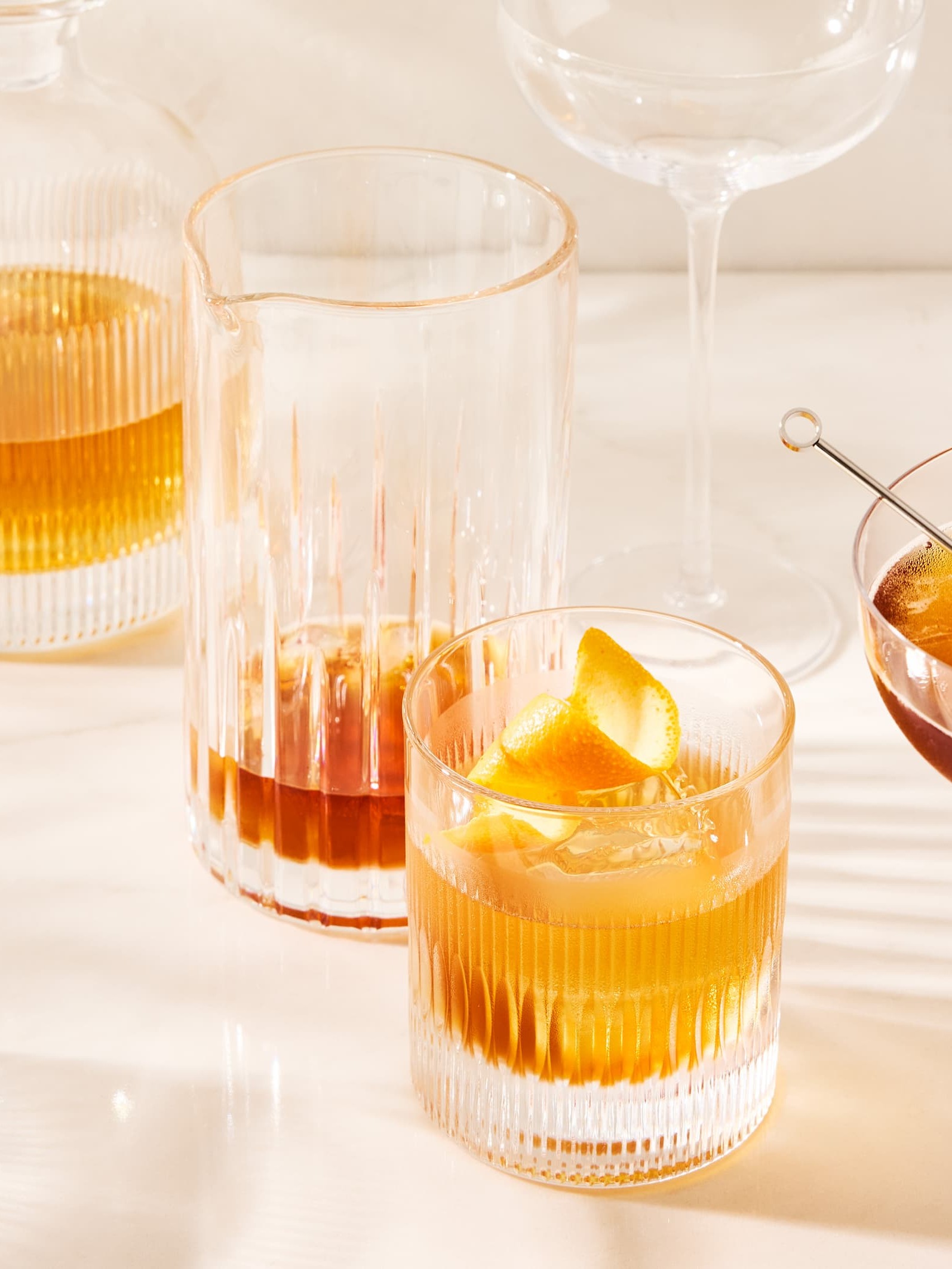 Drinkware & Bar