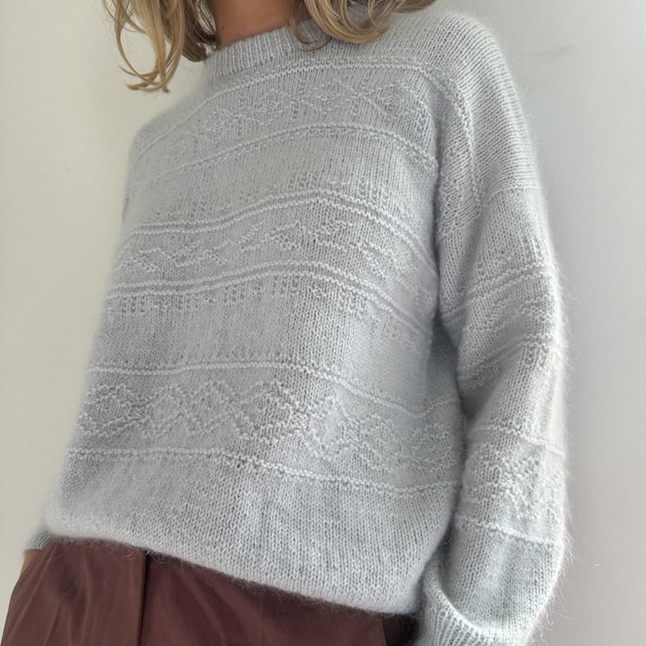 Porcelain Damask Sweater af LeKnit
