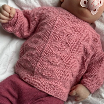 Esther Sweater Baby af PetiteKnit