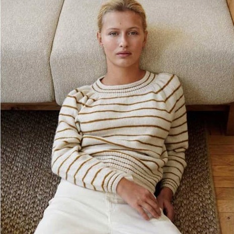 Swirl af Helga Isager