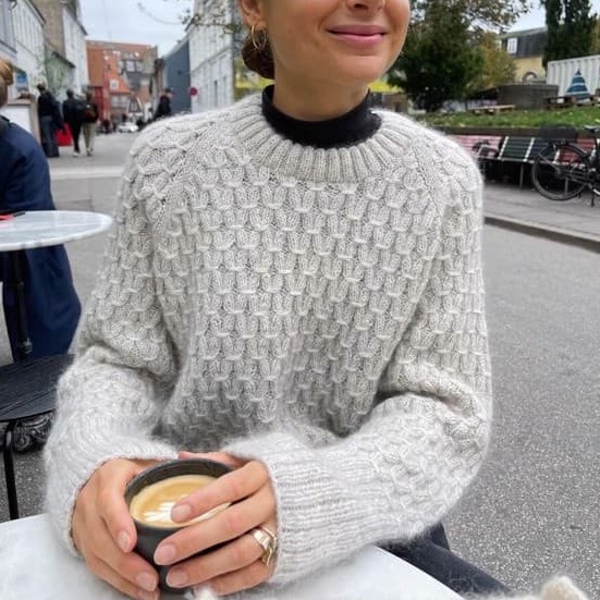 Jenny Sweater af PetiteKnit