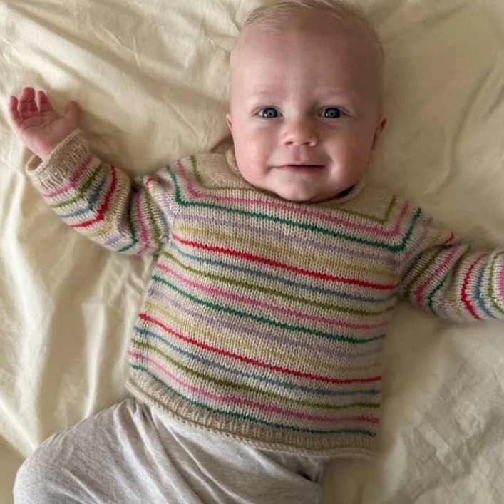 Frankie Sweater Baby af PetiteKnit