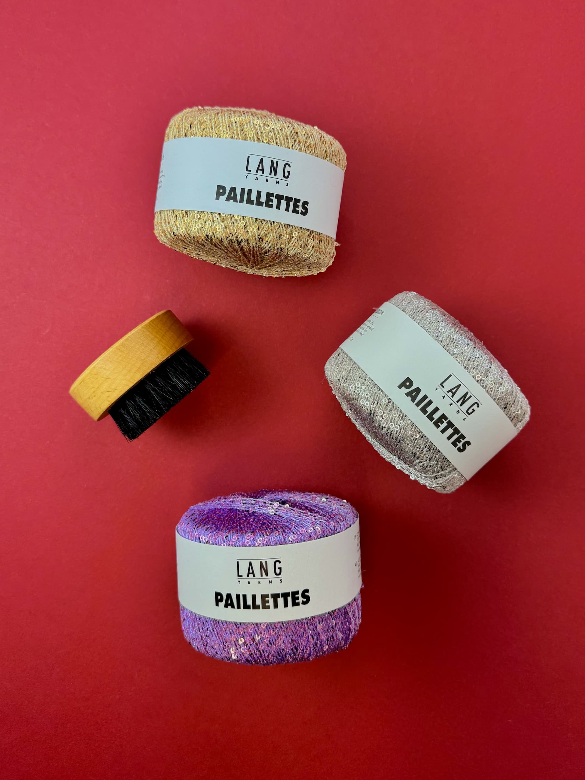 Lang Yarns Paillettes og Mohairbørste fra PetiteKnit