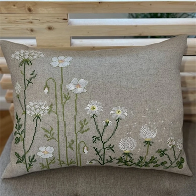 Wild on Purpose pude fra Pomp Stitch