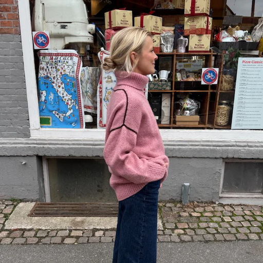 Linea Sweater fra PetiteKnit