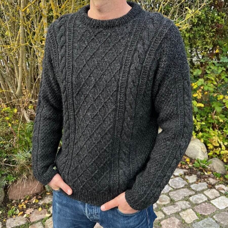 Moby Sweater Man af PetiteKnit