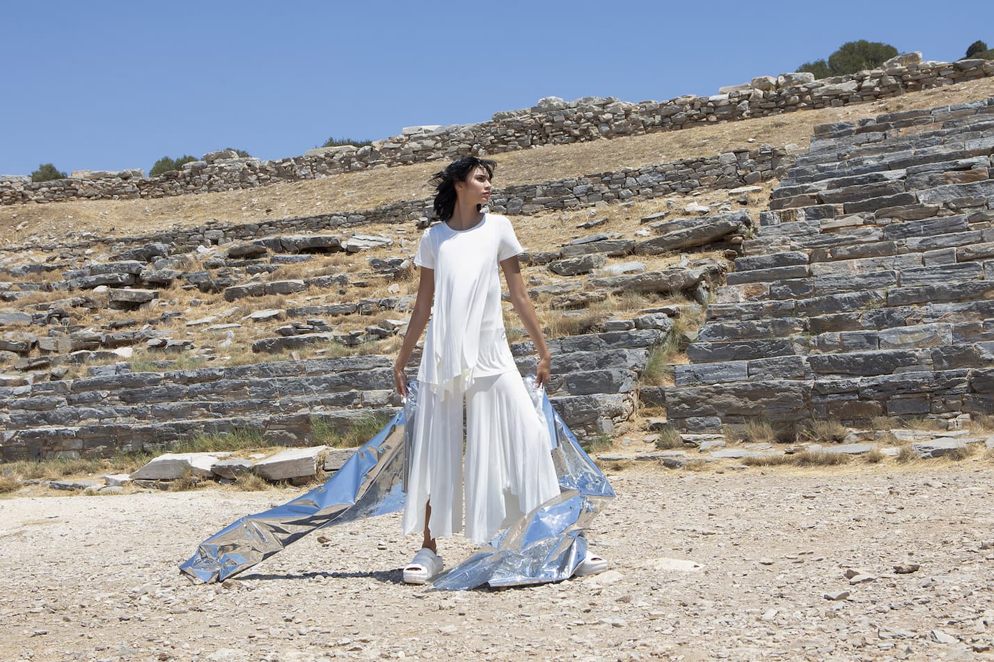 How to Stay Stylish While Traveling