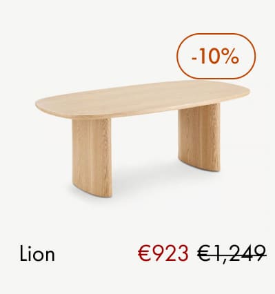 Lion oval oak dining table