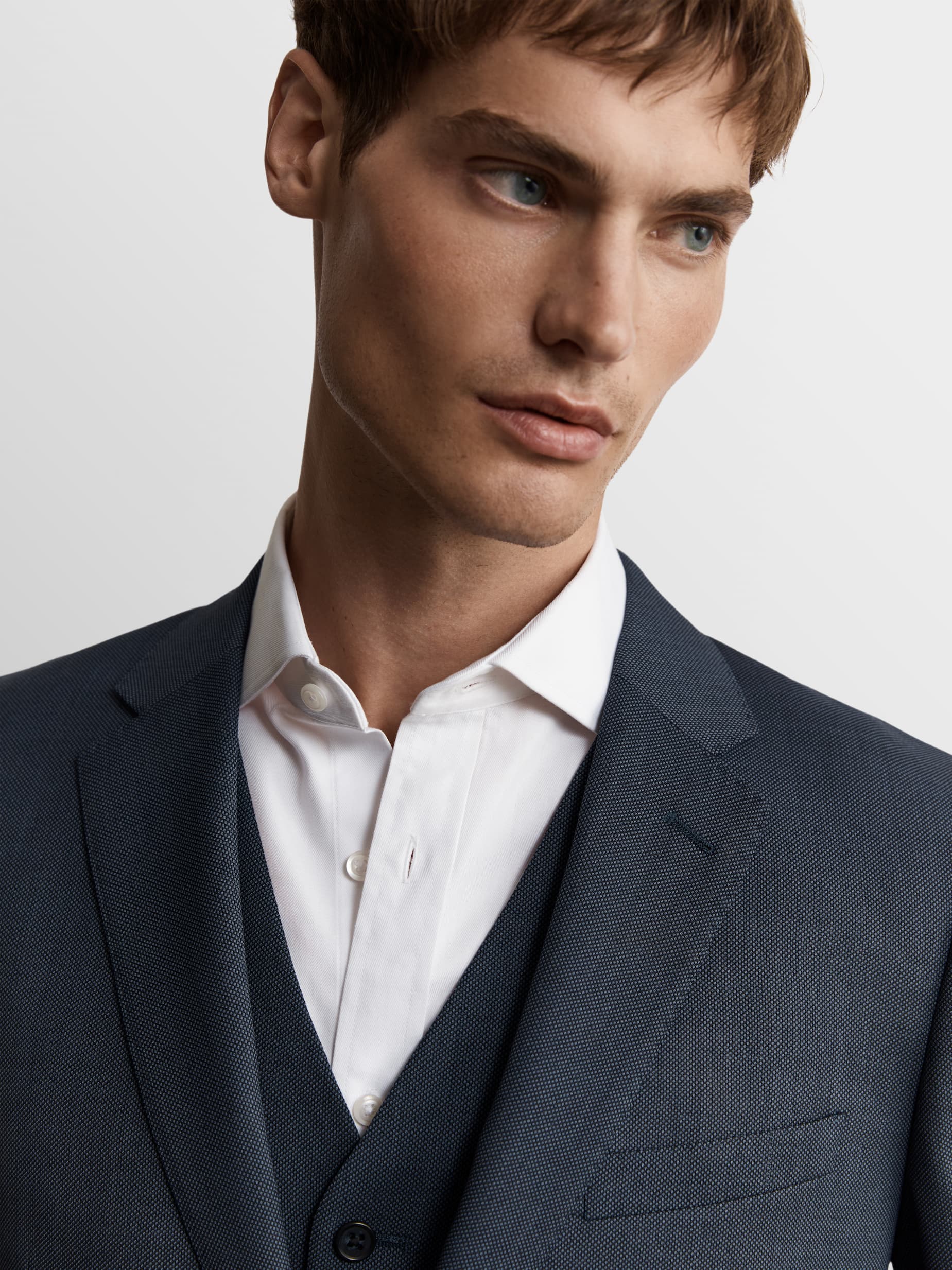 Suit 3