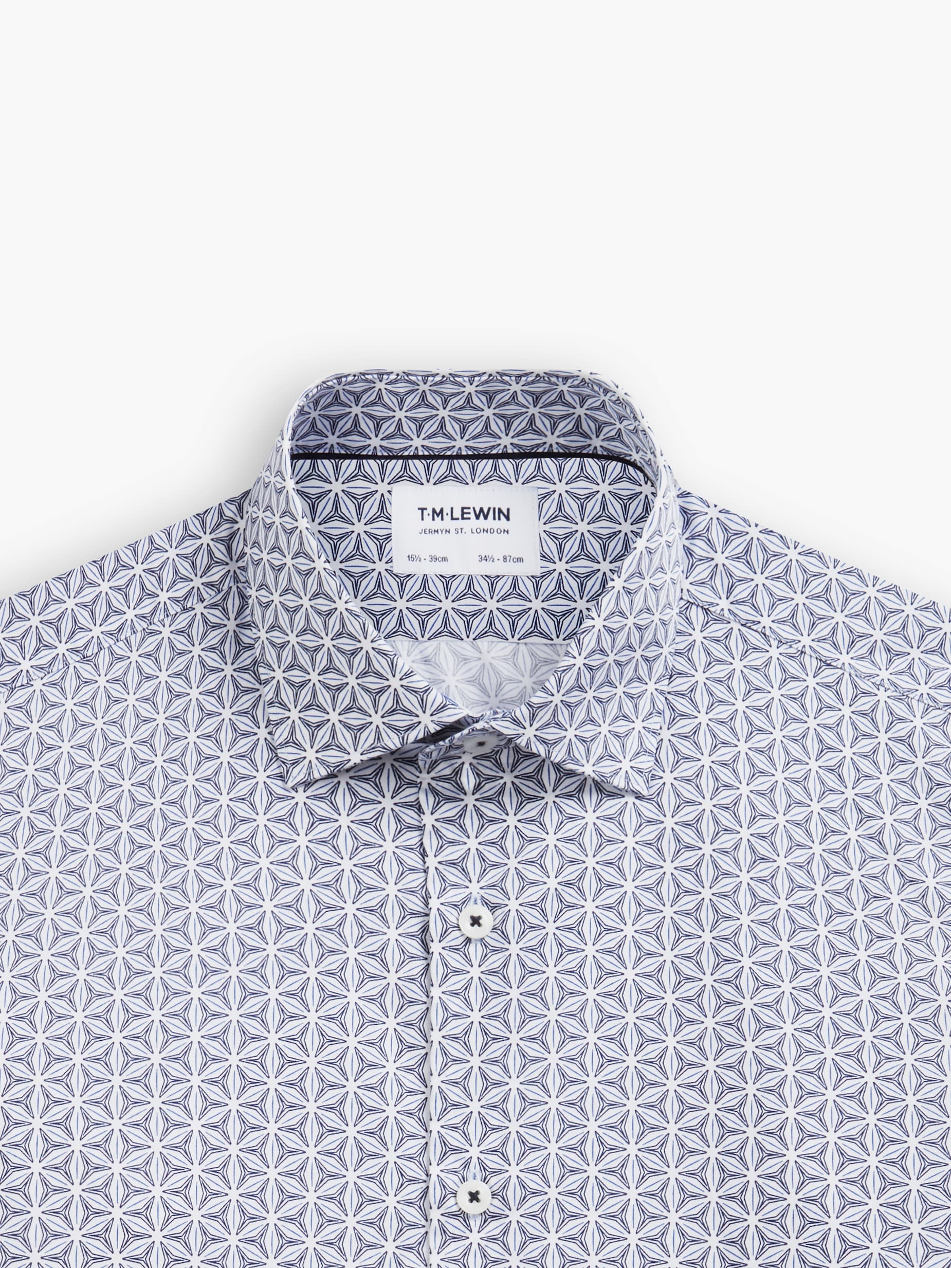 Slim Fit