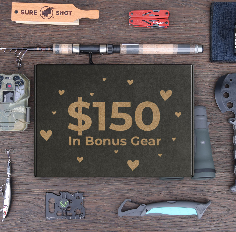 🚨 Unlock Bonus Gear with Your Subscription 🚨 The Sportsman's Box