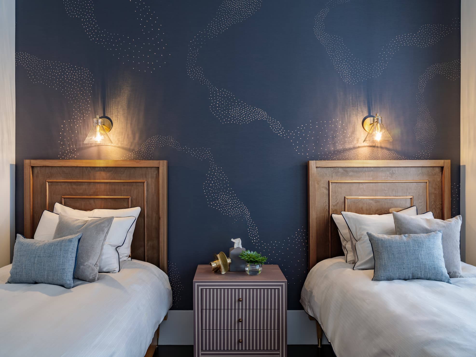 MIGRATION | BLUE NIGHT guest room installation