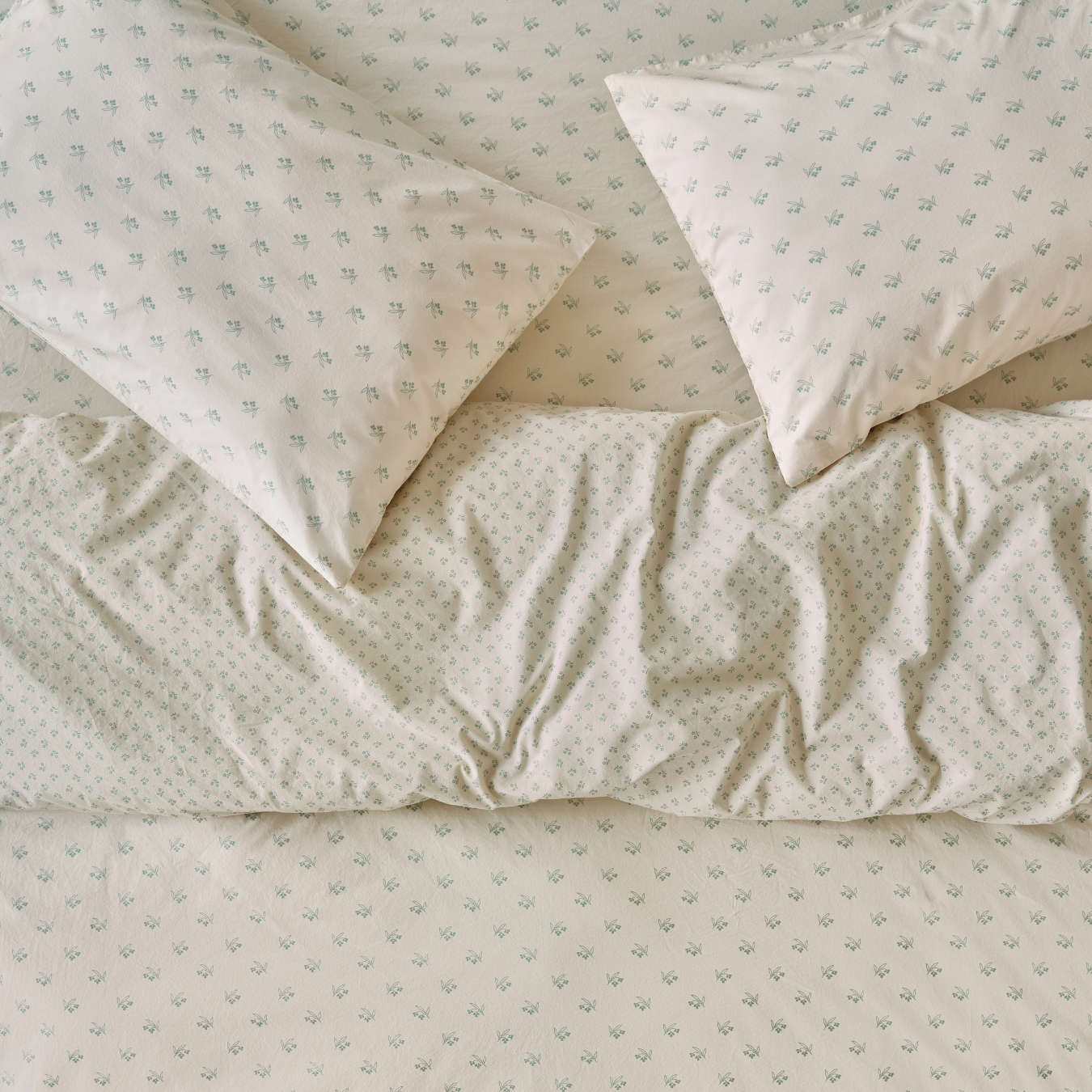 Mellow Green Martha Floral Cotton Duvet Cover