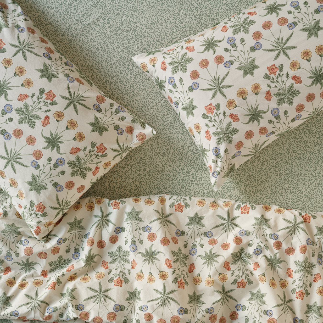 Sage & Mindful Cream Daisy Cotton Duvet Cover