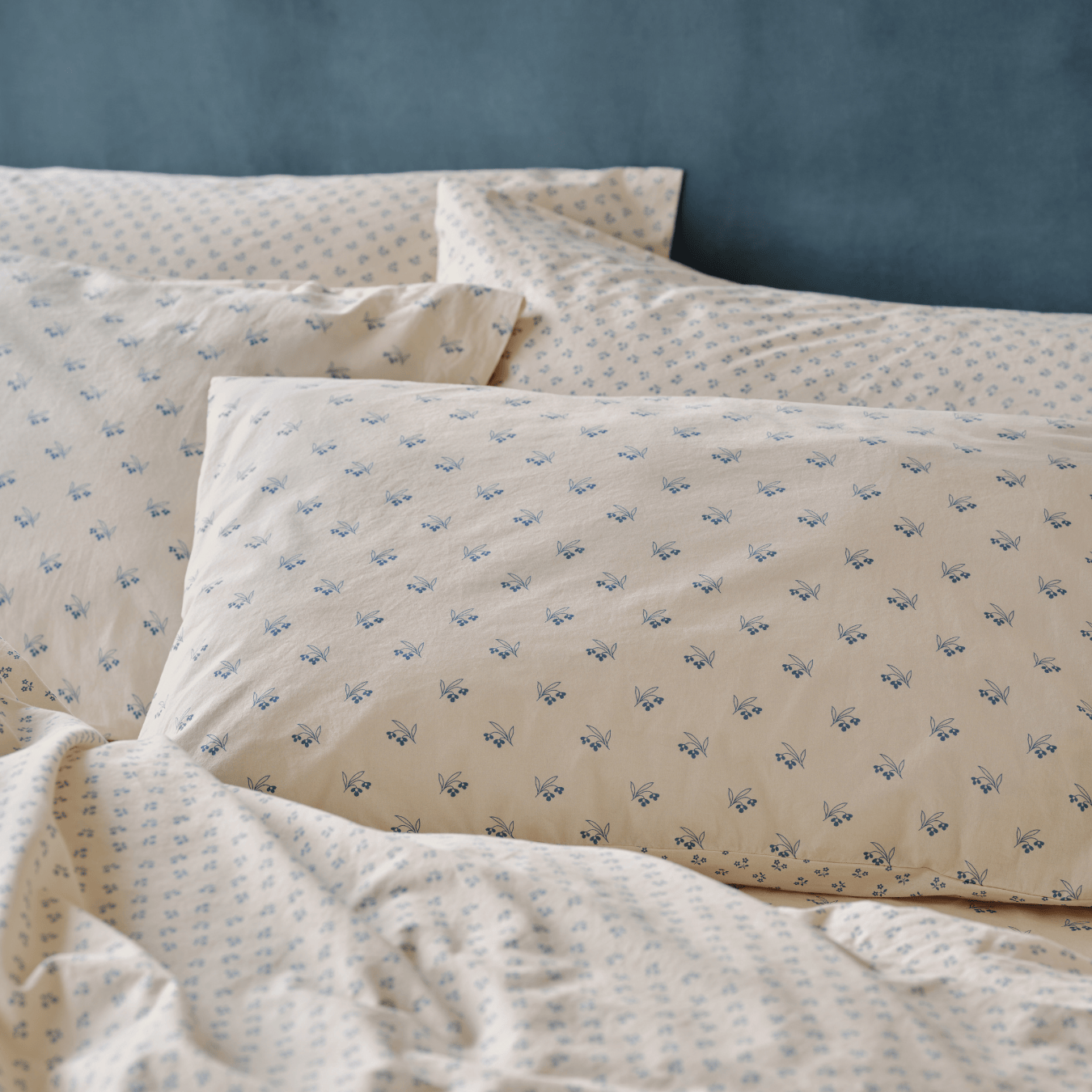 Cove Blue Martha Floral Cotton Pillowcases (Pair)