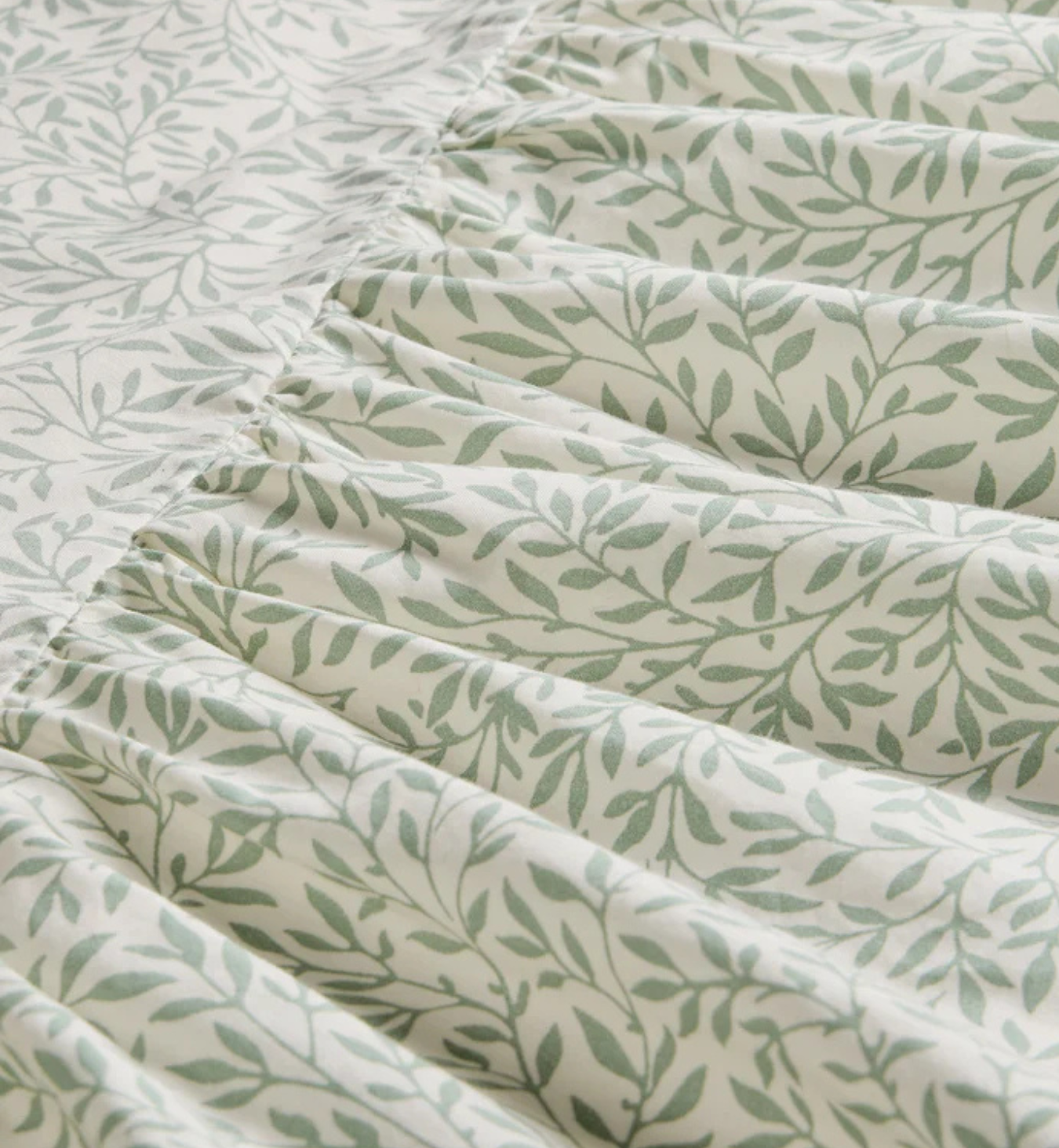 Mellow Green Standen Cotton Valance