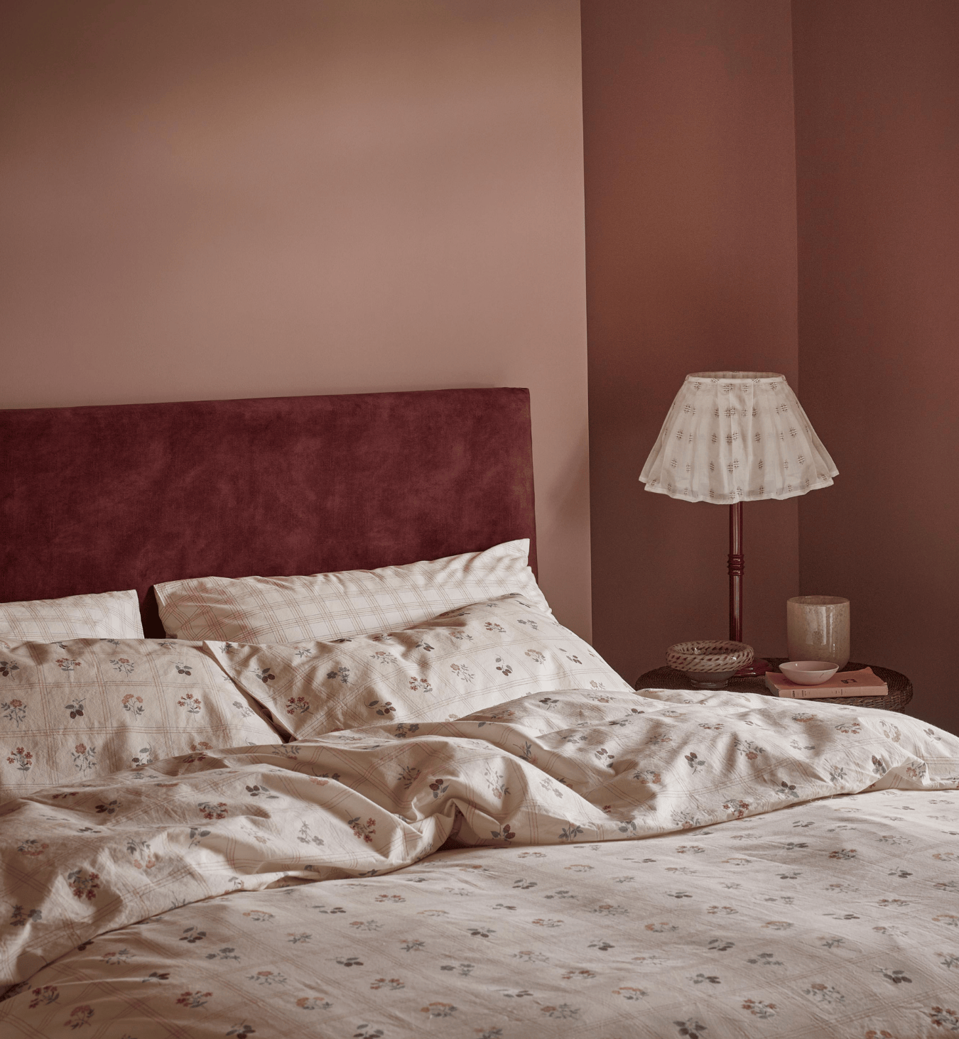 Mindful Cream Hedgerow Floral Cotton Duvet Set