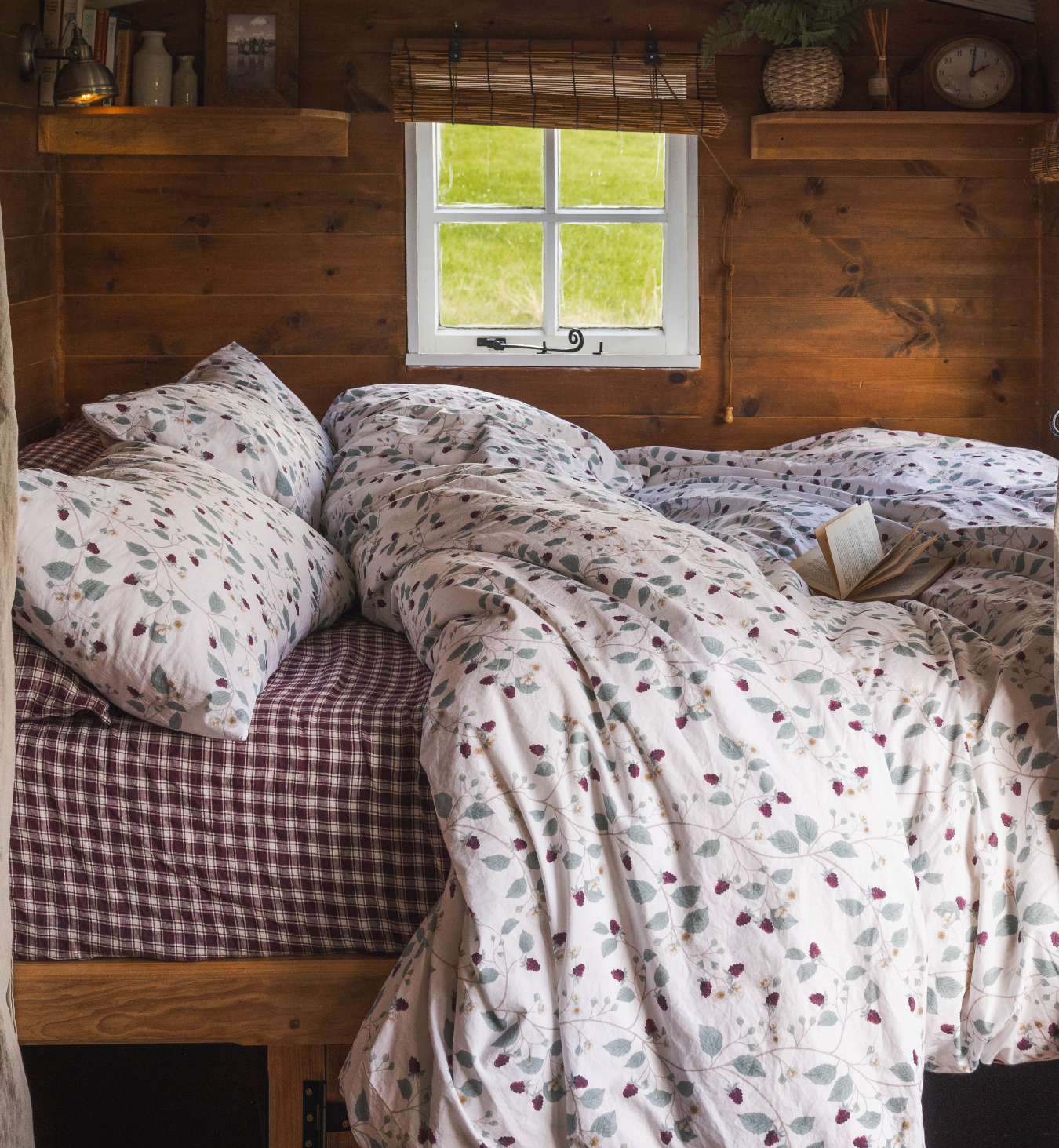 Blackberry Bramble Cotton Duvet Set