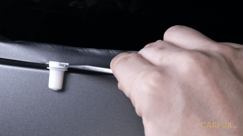 Parallel cut along the body edge