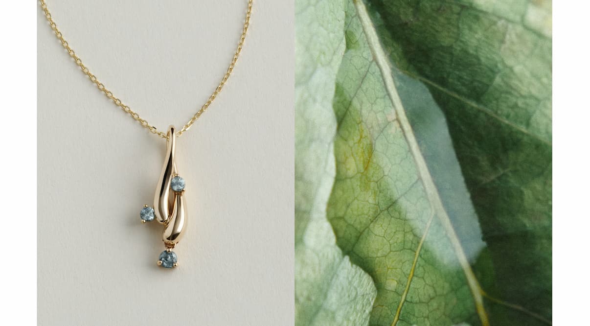 Open Dôme River Charm.