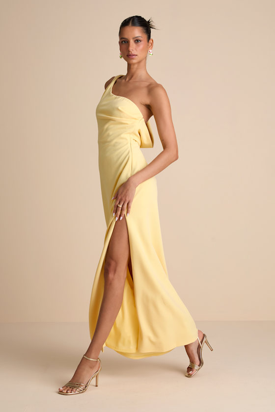 Image of Maevyn Light Yellow Cowl Back Column Maxi Dress