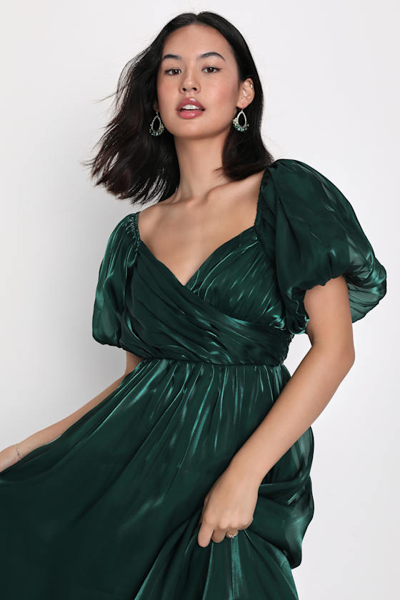 Image of Remarkable Sensation Emerald Green Puff Sleeve Tiered Midi Dress