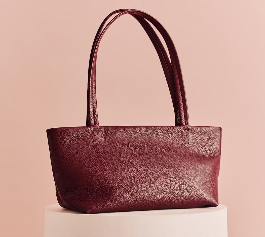 East West Easy Tote Cherry