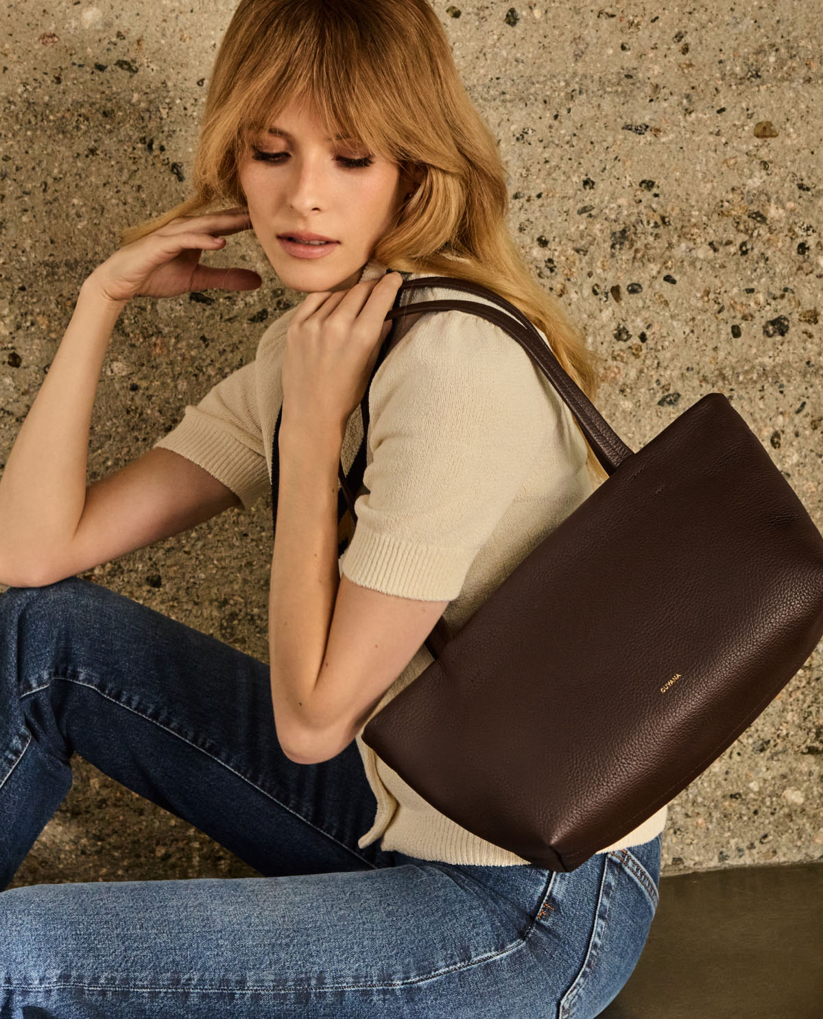 East West Easy Tote Mocha