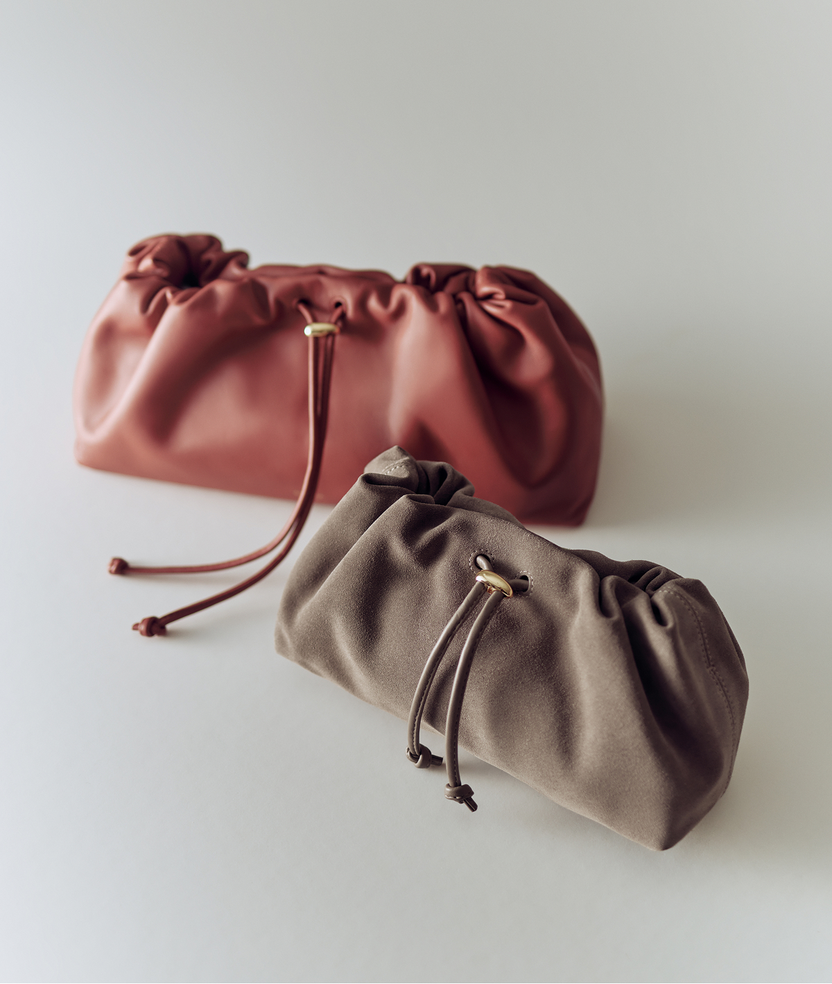 DARK TERRACOTTA. CLAY SUEDE. 