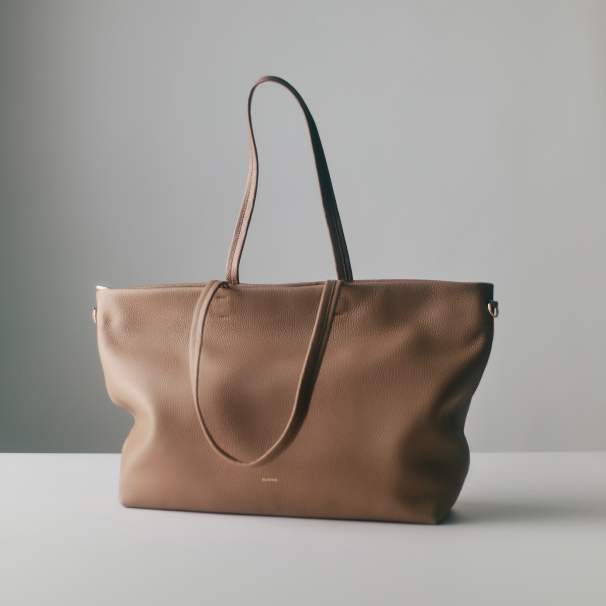 Classic Easy Zipper Tote Cappuccino