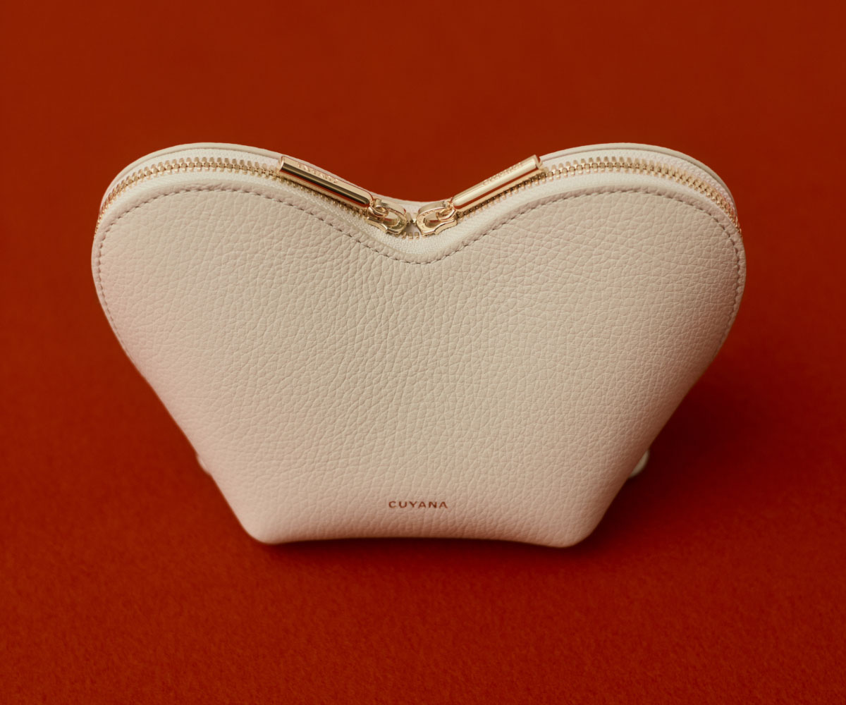 MINI HEART CASE