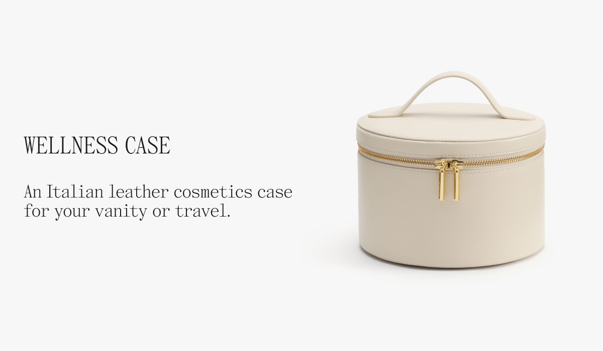 WELLNESS CASE An Italian leather cosmetics case for your vanity or travel.