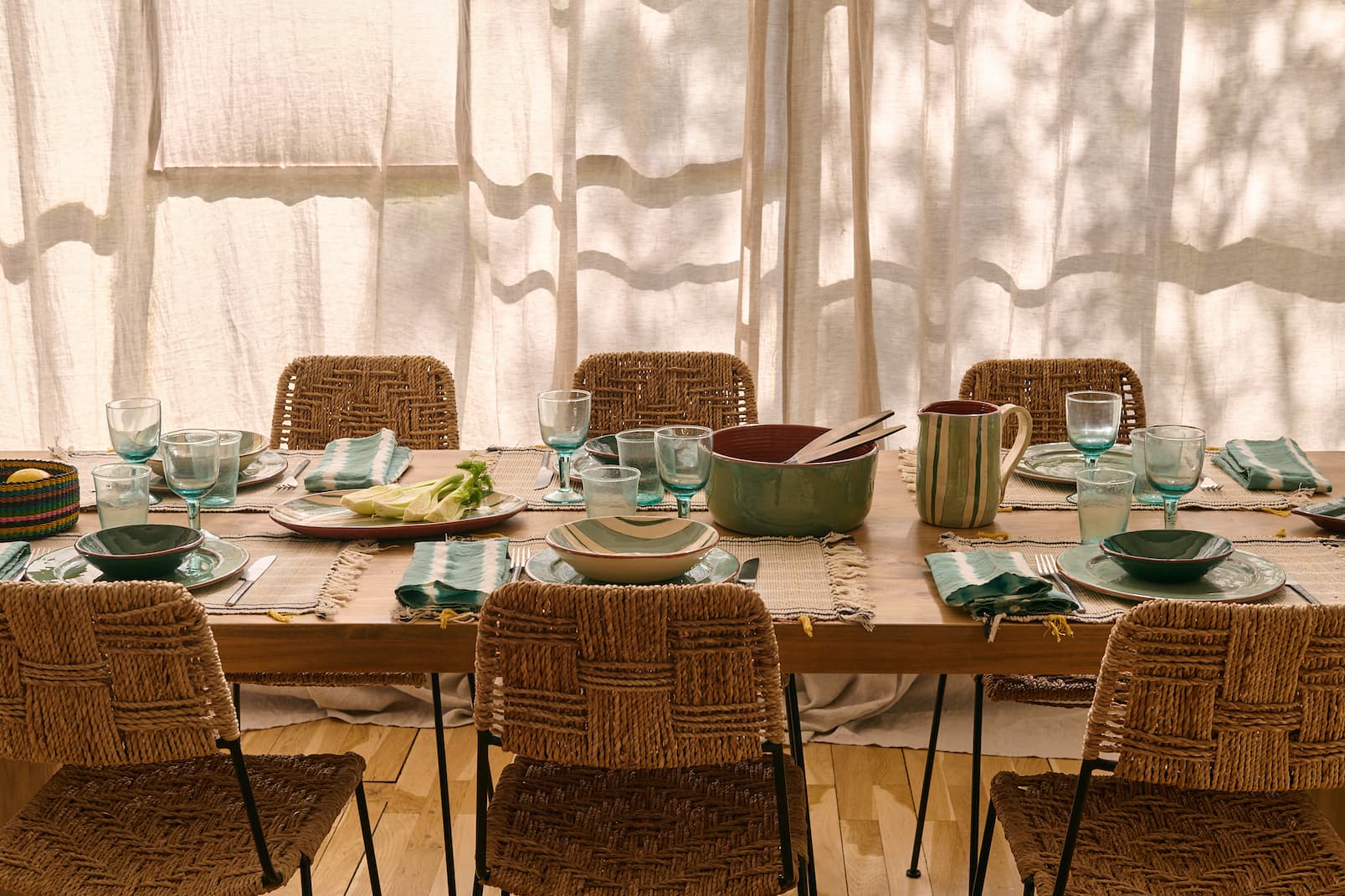 Caravane : décoration d'intérieur, canapé, luminaire, art de la table