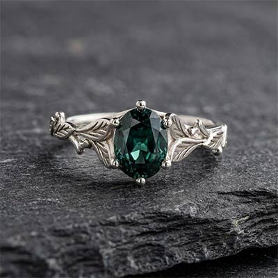 Oval cut gem
