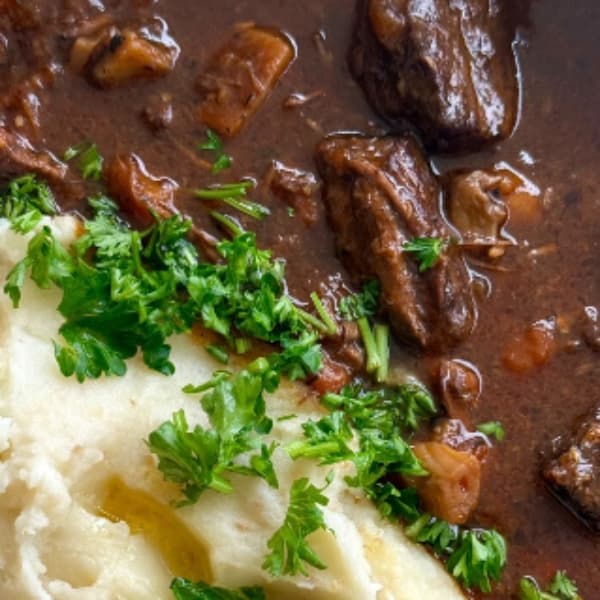 @simplytastyco, mila rose, beef bourguignon