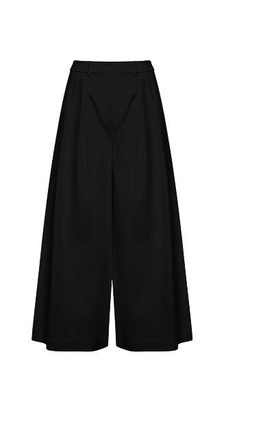 Pleated Front Crop Pant in Black 