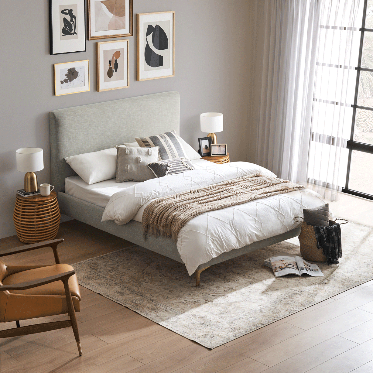 Adams Bed