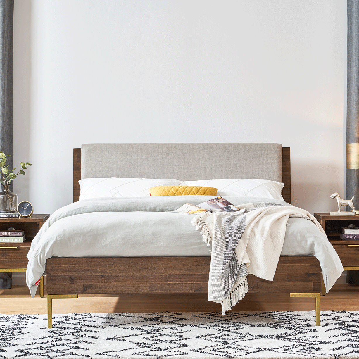 Hudson Bed