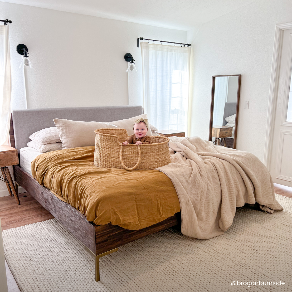 Hudson Bed
