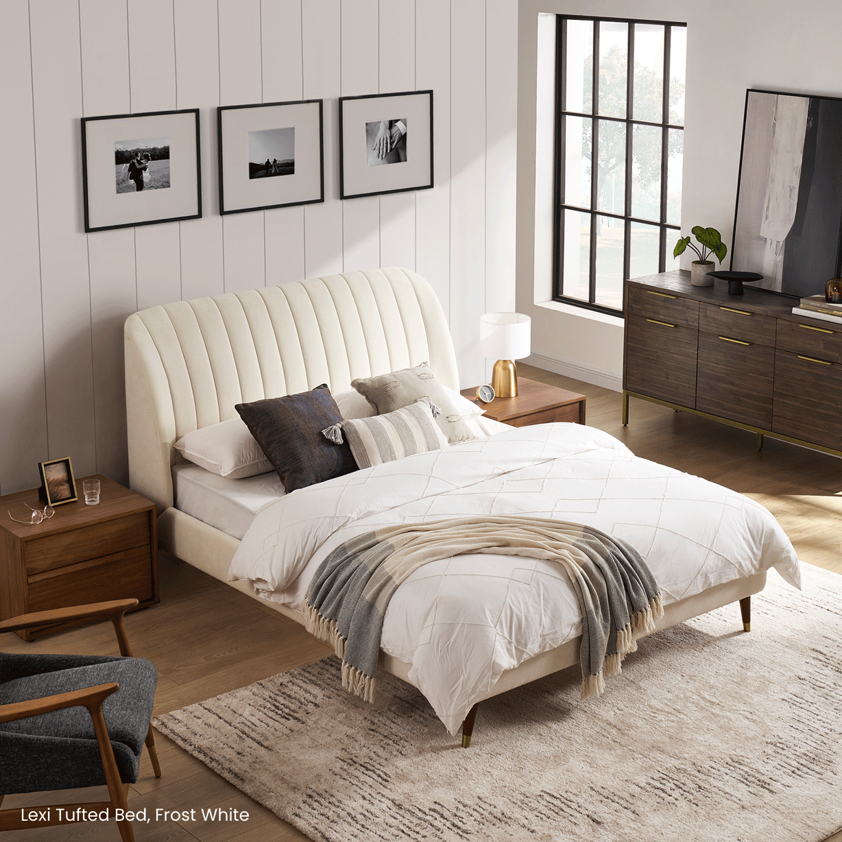 Lexi Tufted Bed, Frost White