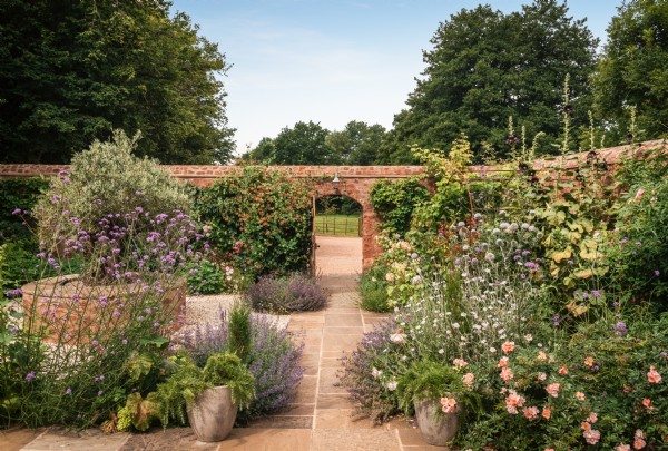 Aria, Somerset