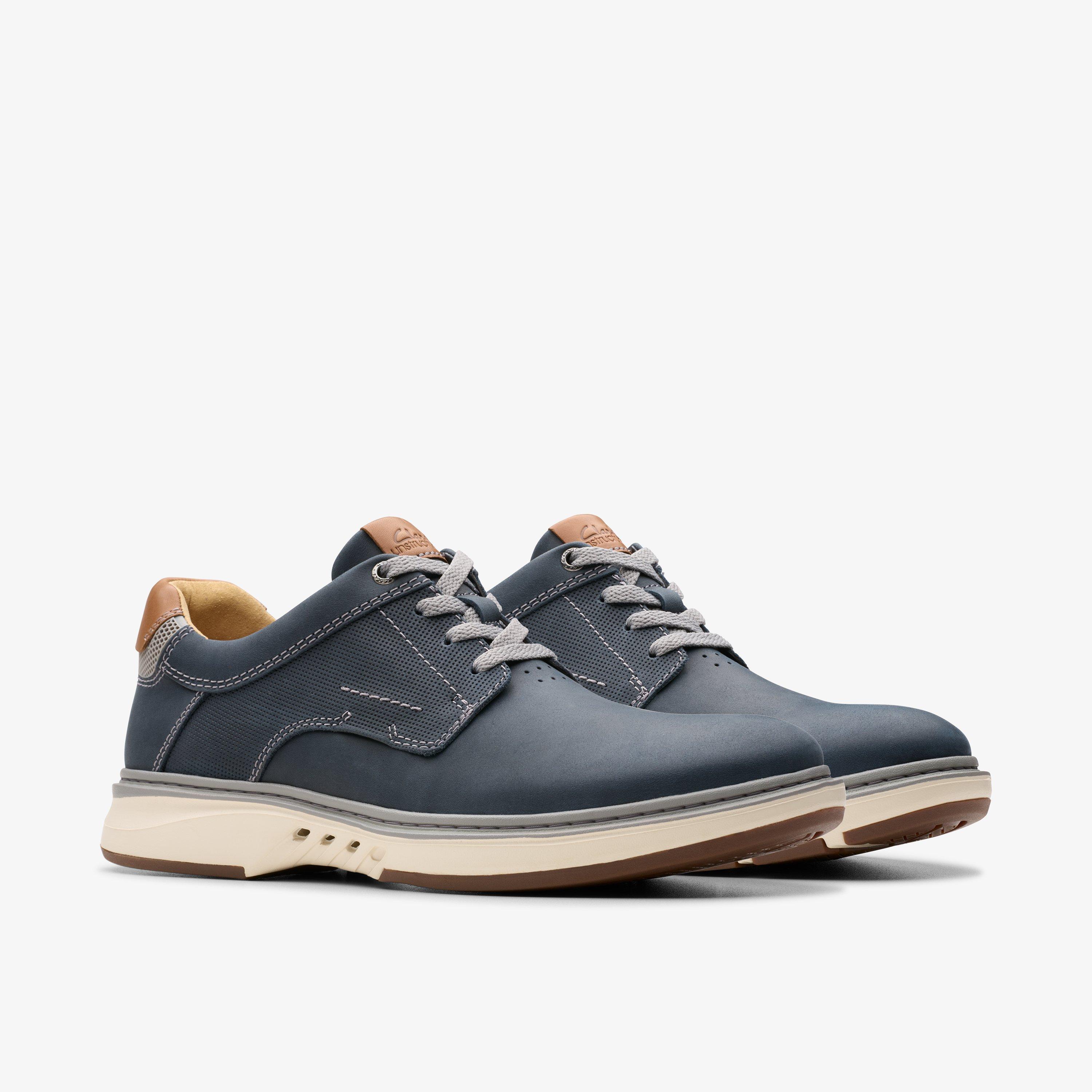 Un Briley Pace Navy Leather