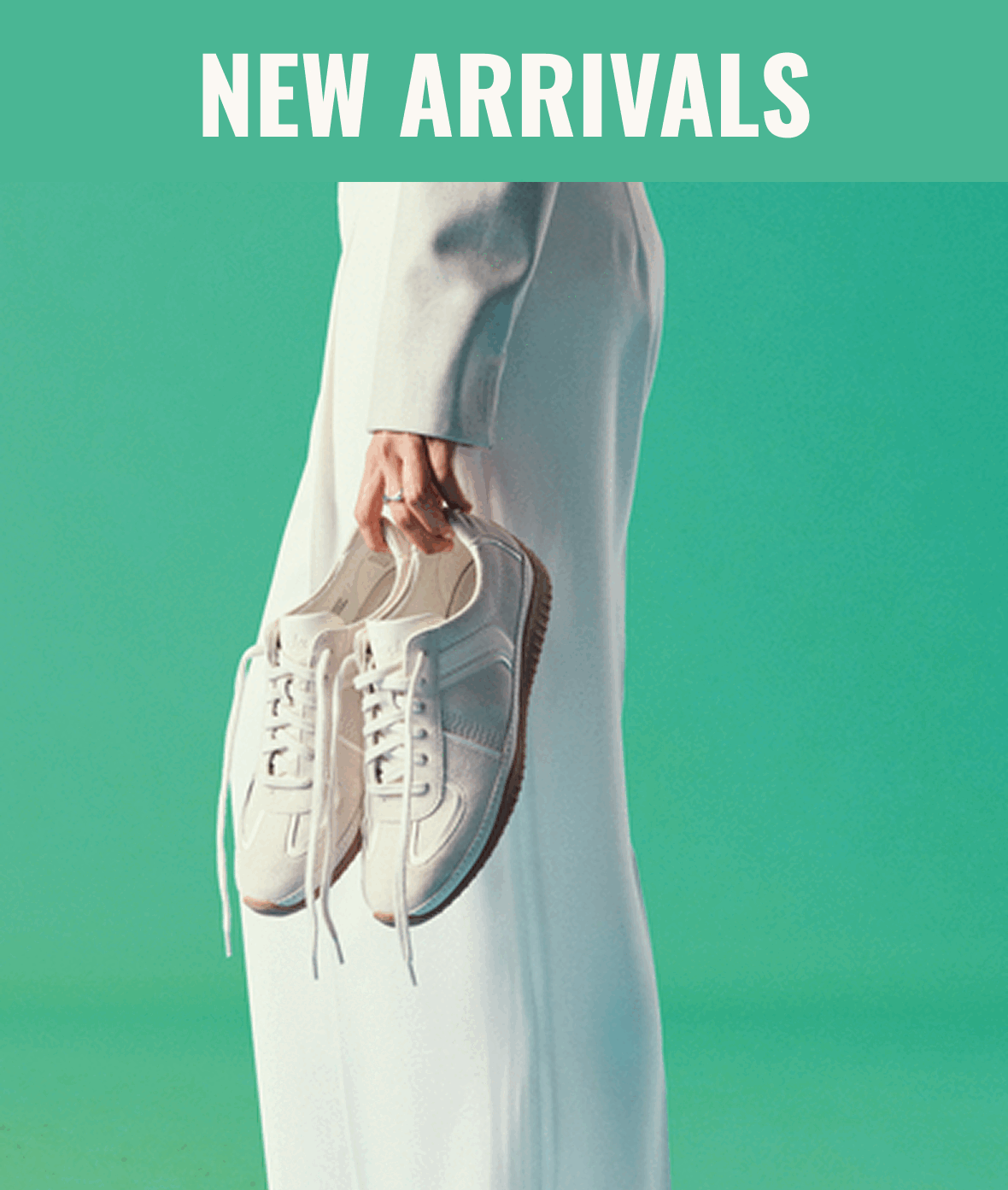 GIF of 4 pairs of shoes