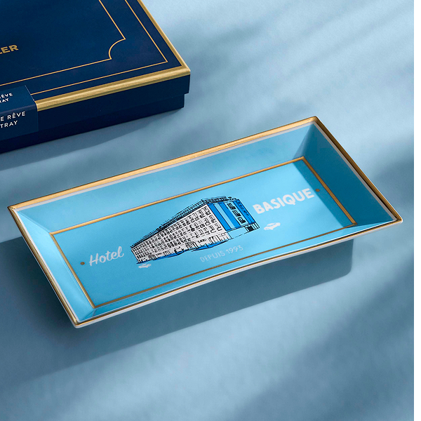 Hôtel De Rêve Long Tray