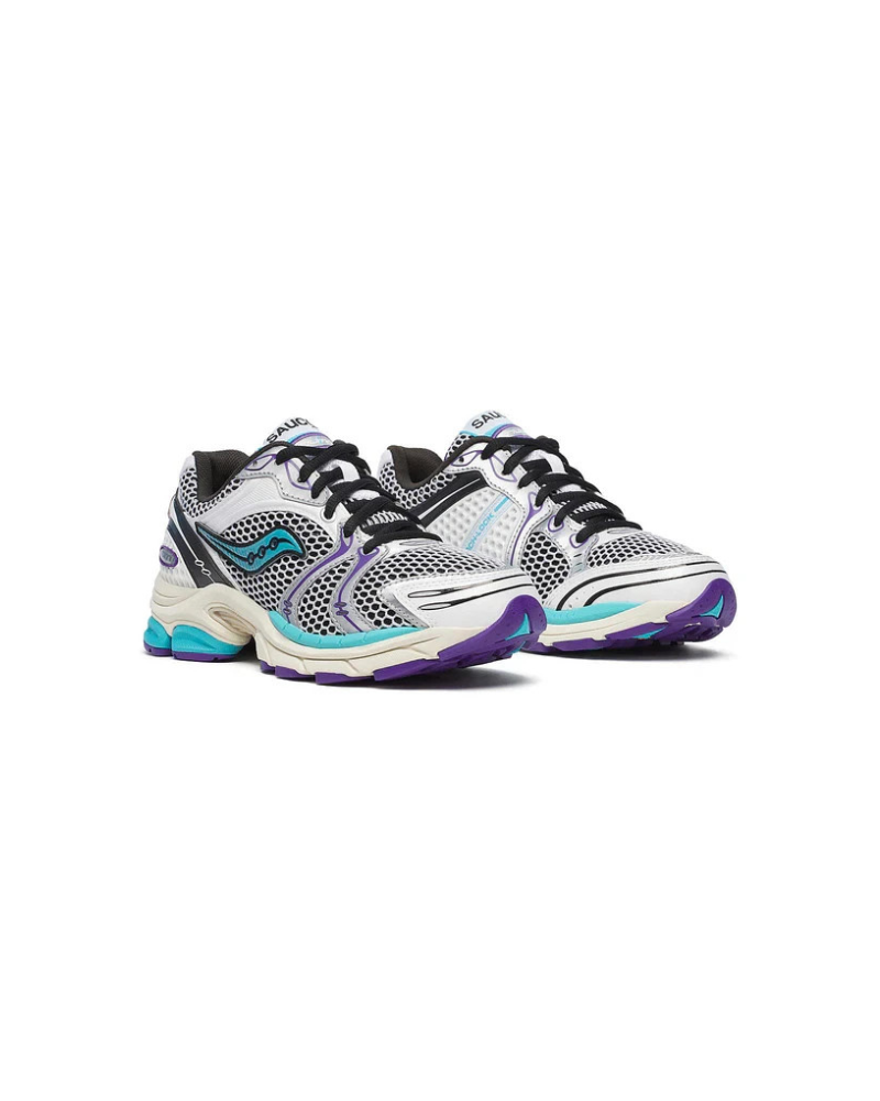 Saucony Program Triumph 4 in white and blue at Century 21 NYC