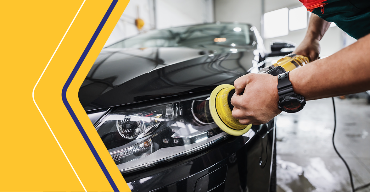 Mechanic buffing headlight